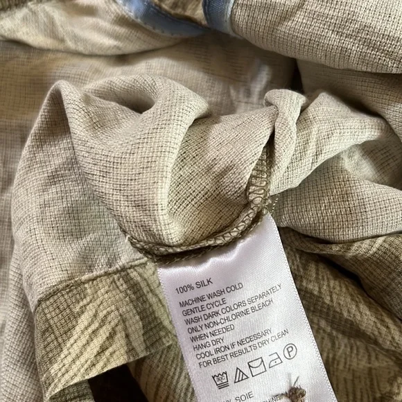 TOMMY BAHAMA silk shirt - Picture 11 of 11